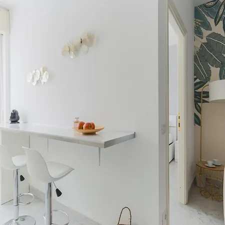 The Best Rent - Bright Two-bedroom In Central Station Area Aparthotel Milan