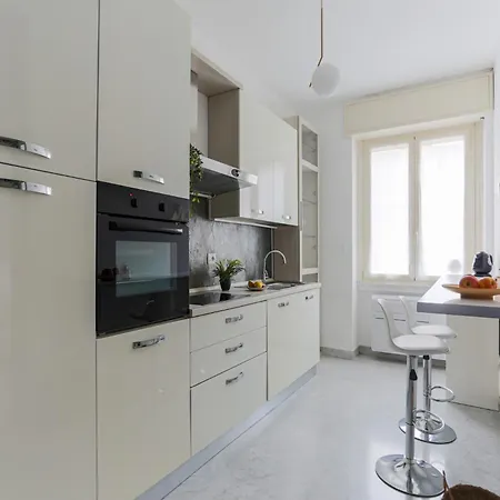 The Best Rent - Bright Two-bedroom In Central Station Area Aparthotel *