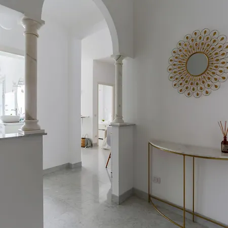 Aparthotel The Best Rent - Bright Two-bedroom In Central Station Area