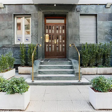The Best Rent - Bright Two-bedroom In Central Station Area Aparthotel Milan